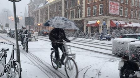 Strong winds, wet snow and thunder ahead, weather bureaus say