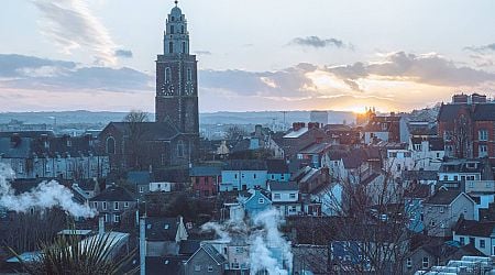 Met Eireann issues new snow warning for six counties as 'proper dusting' on the way