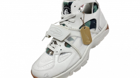 Corteiz x Nike Air Trainer Huarache Light Bone Light Bone / White