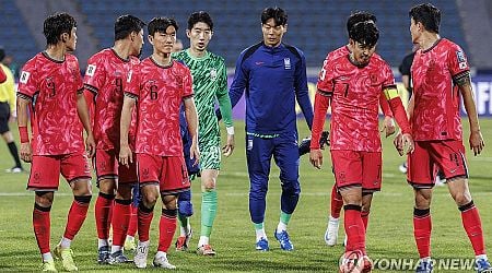 (LEAD) Despite draw vs. Palestine, S. Korea poised for World Cup berth past halfway point in qualifiers