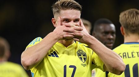 Manchester United fans cry for Viktor Gyokeres signing as four-goal haul sees him top scoring charts in three competitions