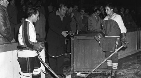 November 22, 1960: Ice Hockey Rink Opens in Sofia