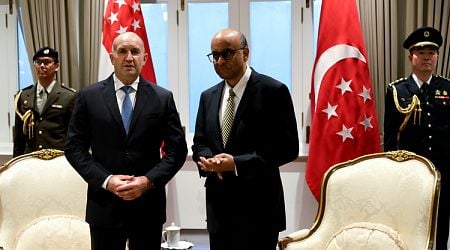 Bulgaria, Singapore Have Political Will to Work Together, President Radev Says