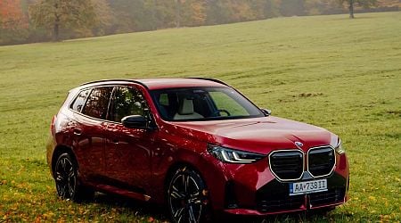 New BMW X3 M50 Poses In Gorgeous Fall Scenery