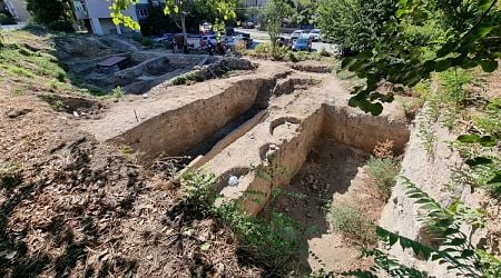 Walls of Roman Fortification from 1st Century AD Discovered in Lom