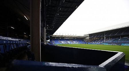 What time and TV channel is Everton v Brentford on today in the Premier League?