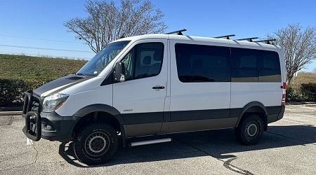 2016 Mercedes Sprinter 4x4 :: Classifieds