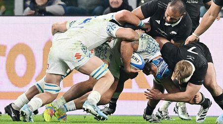 Italy coach 'reassured' by dignified loss to All Blacks