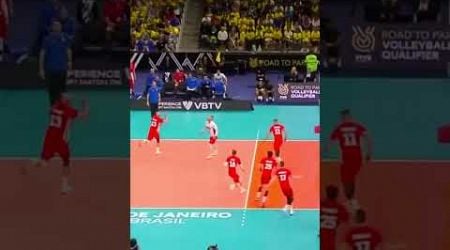 Czech attack or Italian bloc #volleyball #volleyballworld#epicvolleyball #volley#italy#czechrepublic