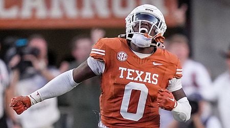 Inside the Numbers: Texas defense smothered Kentucky