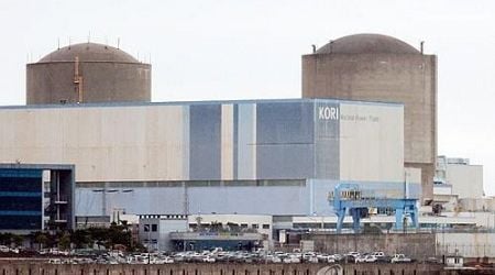 S. Korea hosts forum on strategy for nuclear decommissioning industry