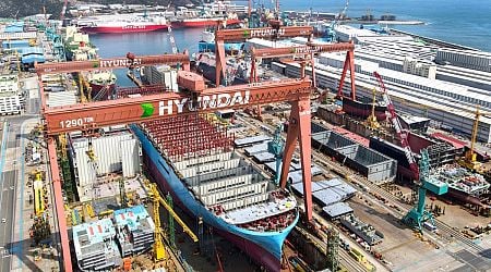 HD Hyundai Heavy drops lawsuit against Hanwha Ocean employees, citing need for cooperation