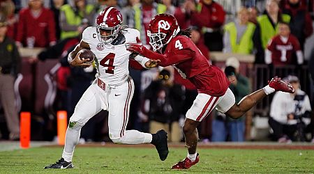 2024 College Football Playoff odds: What's the latest with Alabama, Ole Miss?