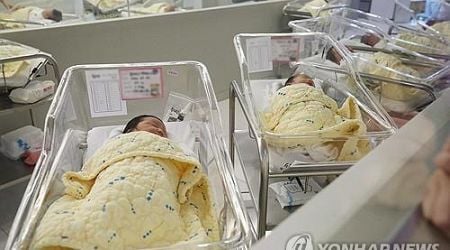 Childbirths in S. Korea rise by most in 14 years in September