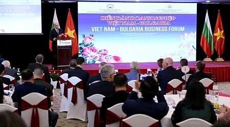 Bulgaria's President opens business forum in Ho Chi Minh during his Vietnam visit