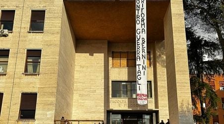 Rome uni faculty occupied, stop cuts and reform