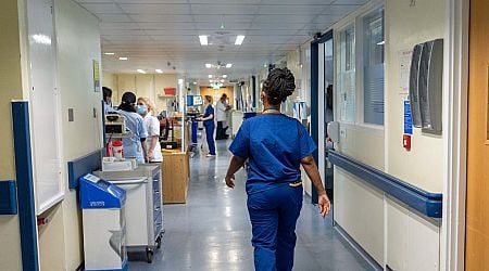 More than 80,000 HSE workers including nurses vote for industrial action