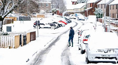 UK snow storm will see 'half' of England hammered 'by 2cm per hour'