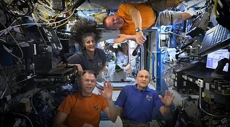 Happy Thanksgiving from space! NASA astronauts beam home Turkey Day message (video)