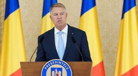 Romanian President Iohannis Confers National Awards on Bulgarian Officials for Bilateral Cooperation