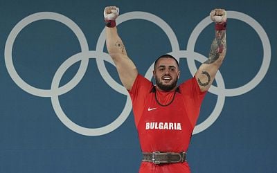 Bulgaria's Karlos Nasar Awarded as World's Best Weightlifter of 2024