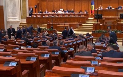 Government Approved by Parliament with Narrow 7-Vote Majority