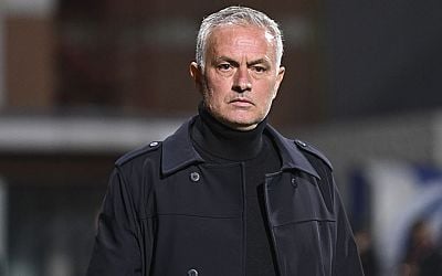 Jose Mourinho issues health update after former Man United manager undergoes surgery