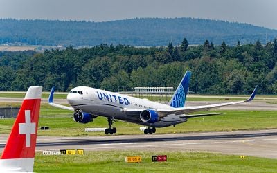 2 United Airlines Flights On Chicago-Zurich Route Divert Due To Sick Pilot & Crew Injury