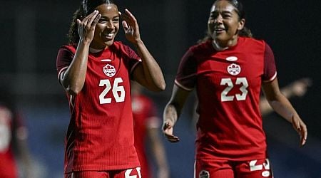 Canadian women wrap up eventful year with lopsided 5-1 win over South Korea