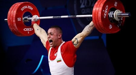 Weightlifter Karlos Nasar Wins World Title with Two World Records