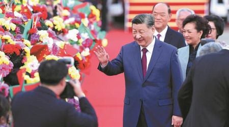 Xi envisions shining future for Macao