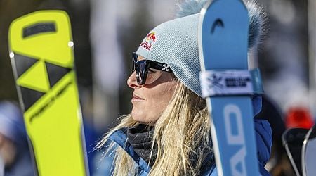 Lindsey Vonn hits back at critics who think she's crazy to return to ski racing at age 40