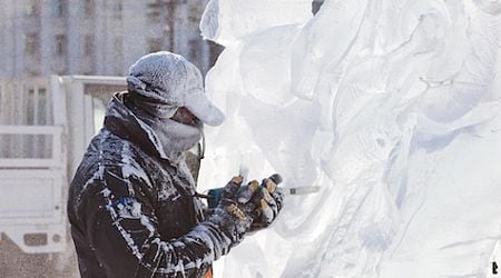 Ice sculptures celebrating Amsterdam's history at the "Art Below Zero" exhibition