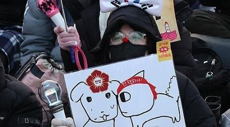 Rival protests take place in downtown Seoul over Yoon impeachment