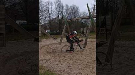 Training in the sand #cycling #cyclocross