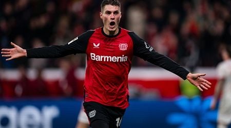 Schick hits 4 as Leverkusen win; 10-man Mainz shine again