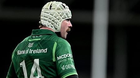 Ireland legend chimes in on Mack Hansen's heated criticism of refereeing after Connacht's URC defeat to Leinster