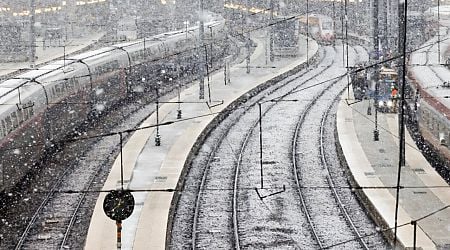 Storms bring chaos to Ireland, France, UK