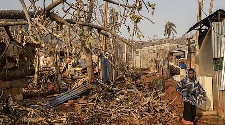 Day of mourning in France for Mayotte destroyed by cyclone