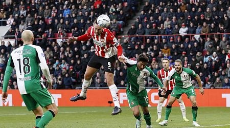 Dominant PSV stay six points clear after eclipsing Feyenoord