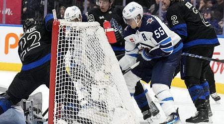 Scheifele shines against Leafs