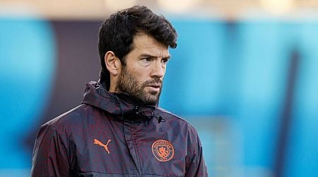 Manchester United legend Ruud van Nistelrooy hires top Irish coach in bid to boost Leicester hopes