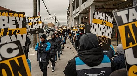 Striking Amazon Workers Aim to Crack an Anti-Union Behemoth