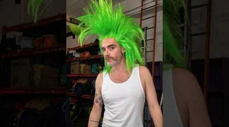 Let&#39;s style a wig for the Grinch