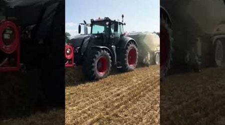 Fendt 828 Black, Krone BigPack #fendt #agriculture #switzerland