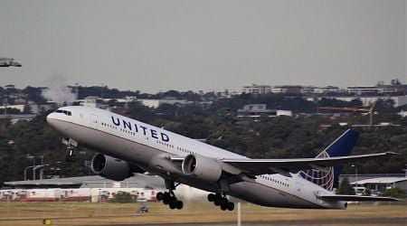 Person found dead in wheel well on United Airlines flight at Hawaii airport