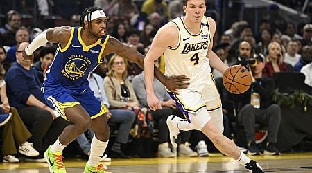 LeBron James scores 31 in record 19th Christmas Day game as Lakers hold off Curry, Warriors 115-113