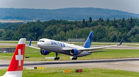 2 United Airlines Flights On Chicago-Zurich Route Divert Due To Sick Pilot & Crew Injury