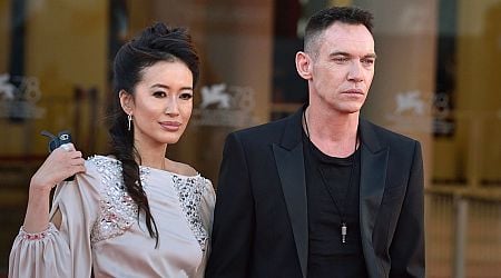 Jonathan Rhys Meyers' wife praises fire officials for saving their home just before Christmas 