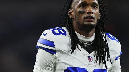 Cowboys' Lamb done for season due to shoulder injury